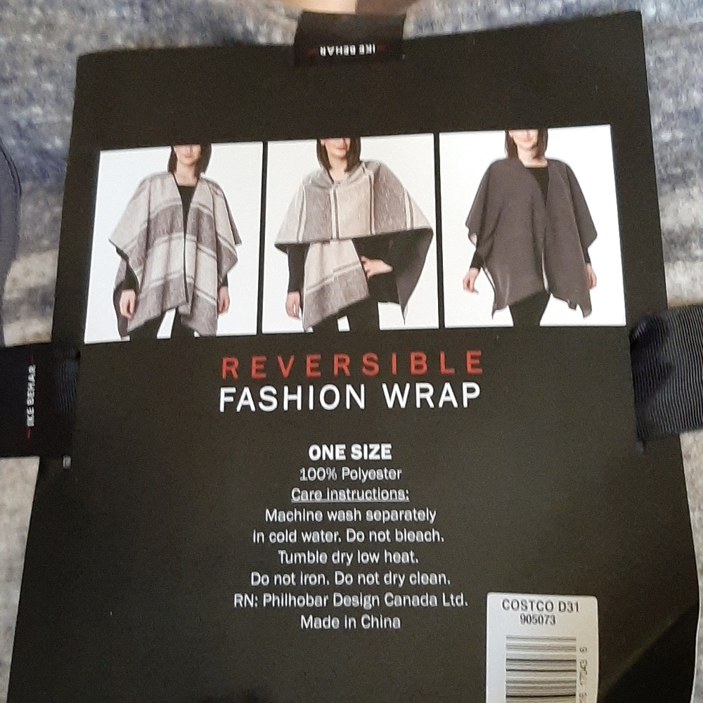 Gray wool Ike Behar Revirsable fashion wrap. 247